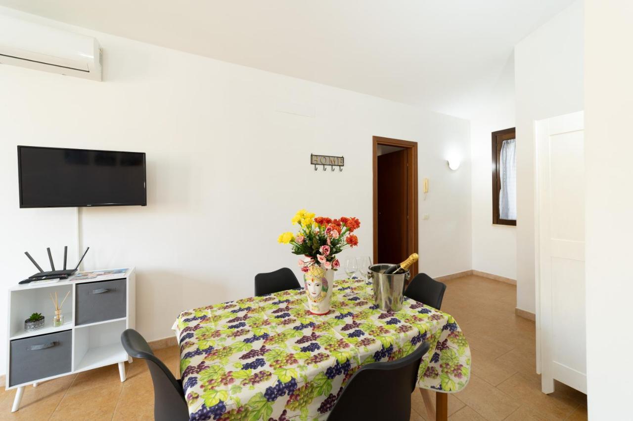 Casa Al Vicolo 99 Apartment บีร์จิเวคคี ภายนอก รูปภาพ
